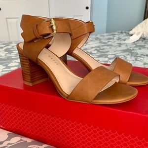 SOLD Kelly & Katie sandals